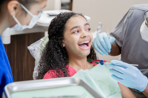 Best Dentist Open Late Near Me  in New Sharon, IA